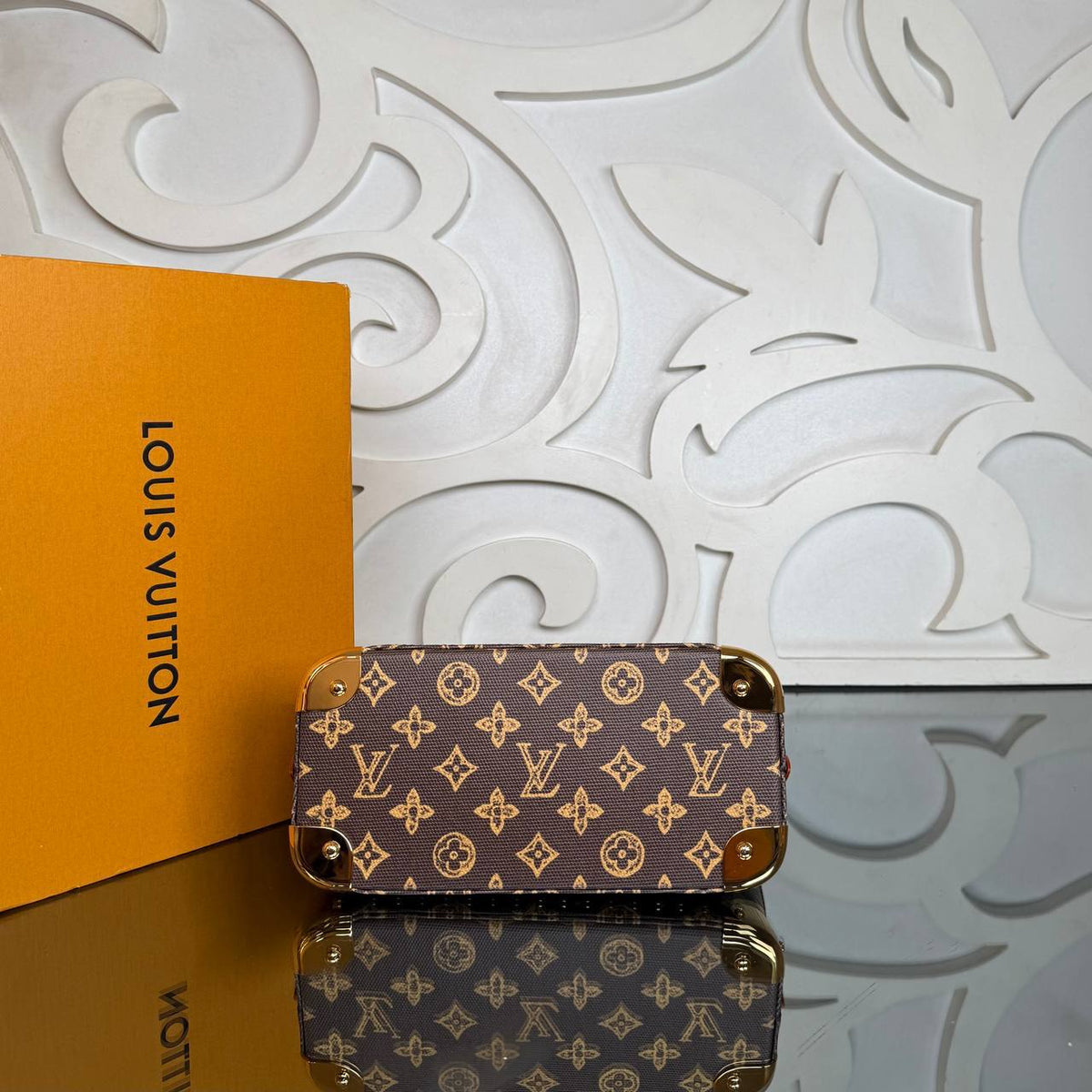 Alma Trunk BB - product view 5