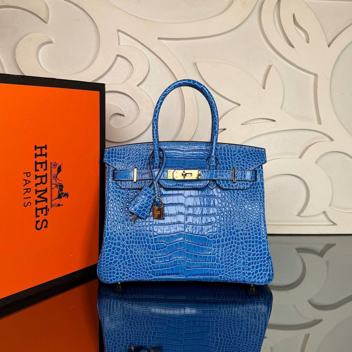 Birkin Bag 30 | Bright Blue | front view