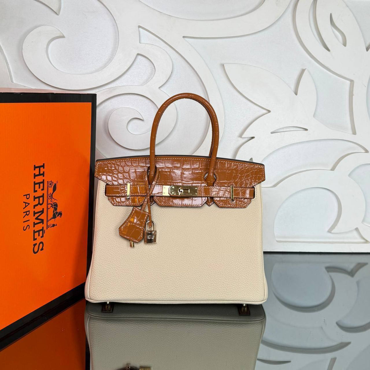 Birkin Bag 30 | Cream and Cognac | front view