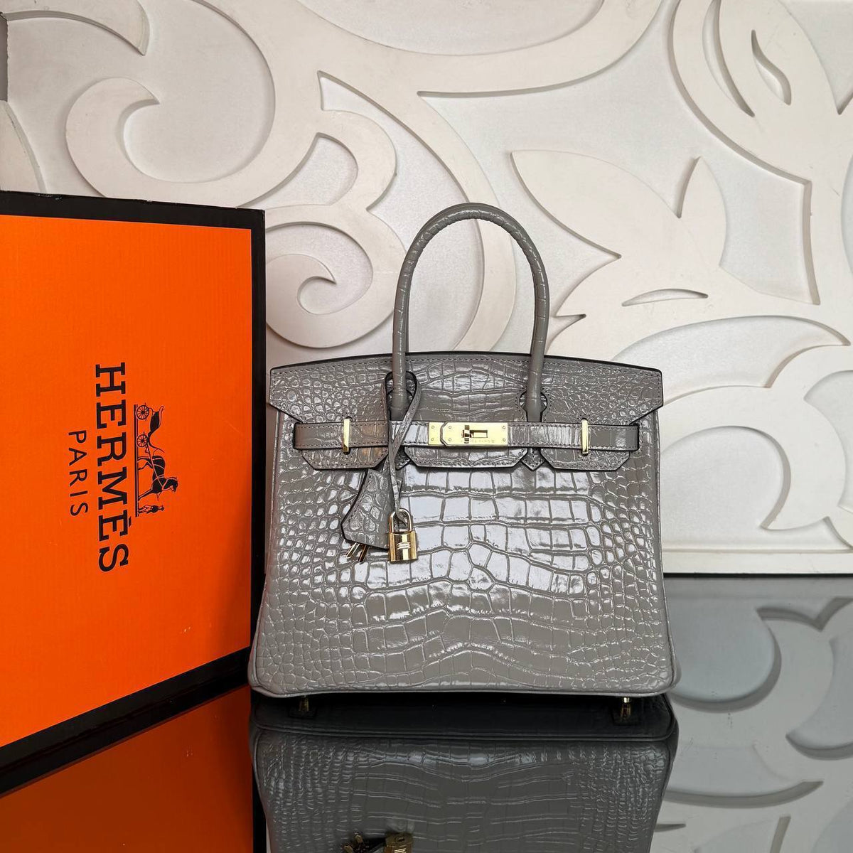 Birkin Bag 30 | Gray | front view