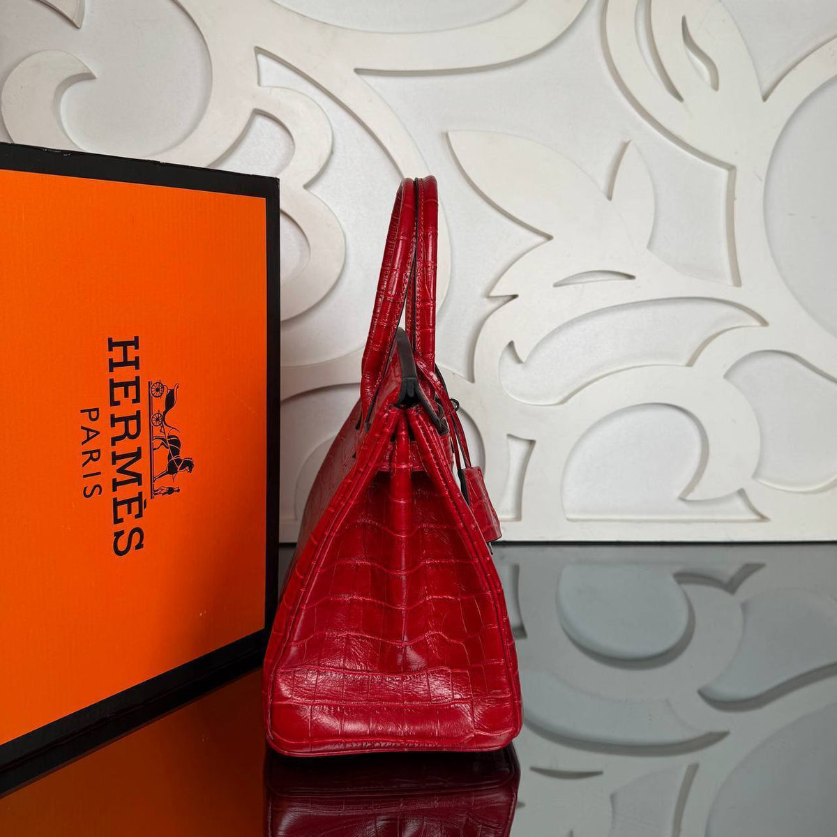 Birkin Bag 30 | Red | side view