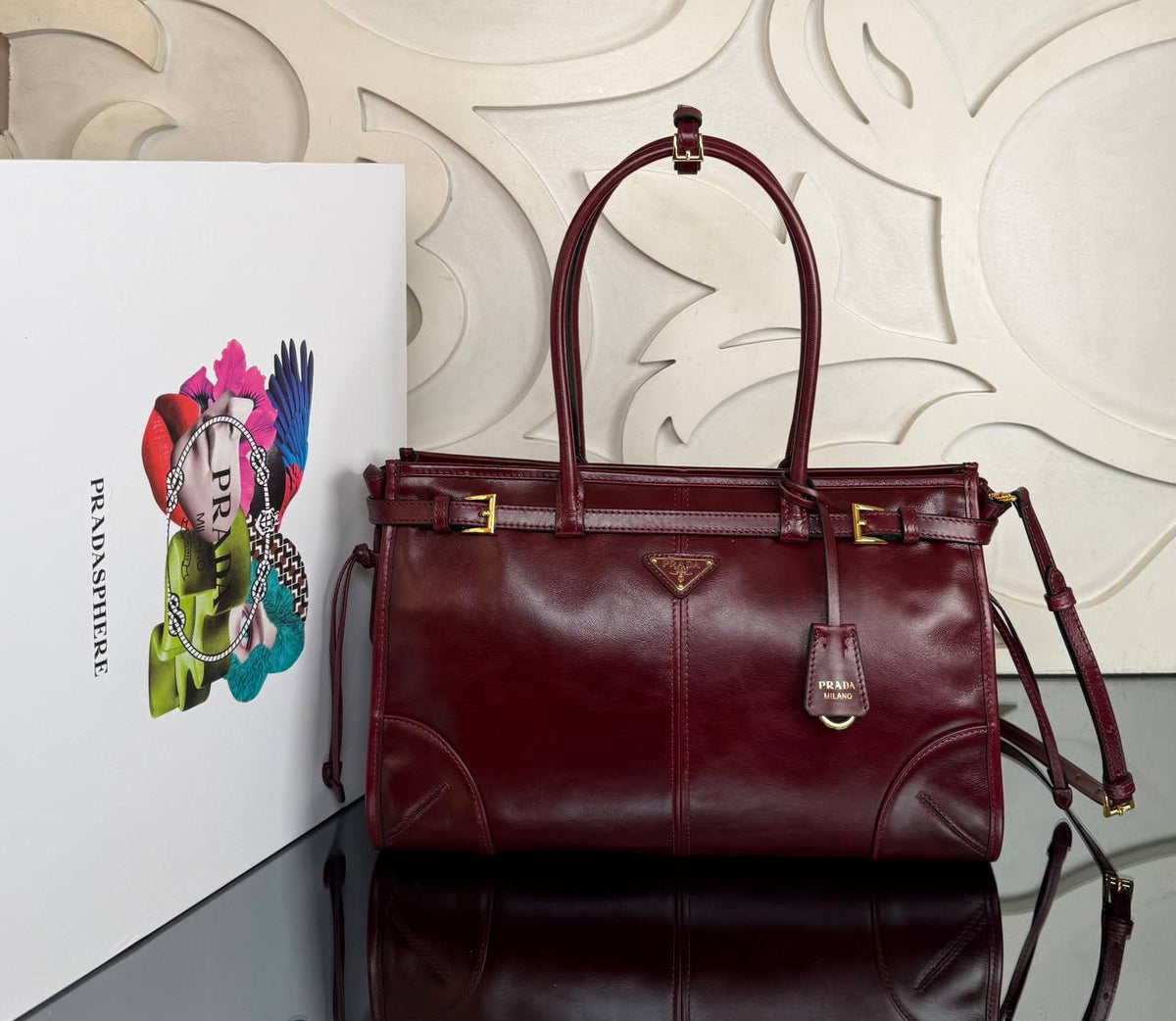 Bonnie Medium Handbag | Burgundy | front view