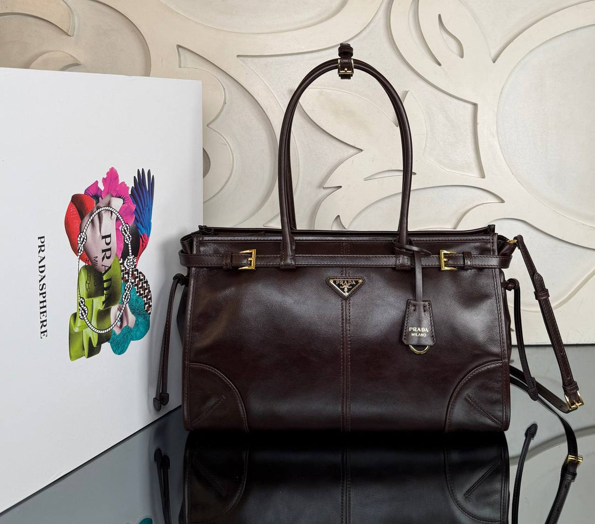 Bonnie Medium Handbag | Dark Brown | front view