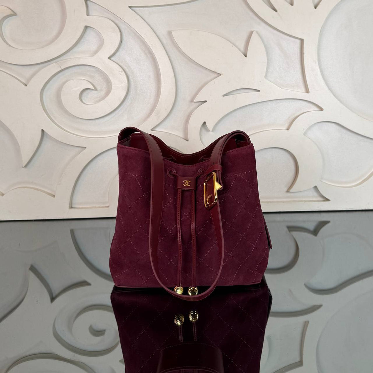 Bucket Bag Medium Burgundy Suede