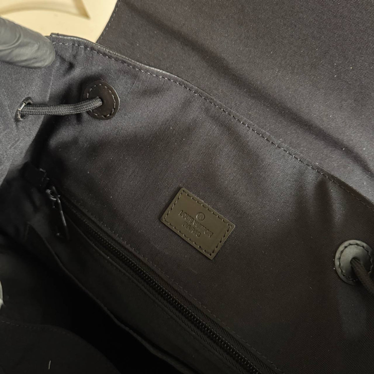 Christopher MM Backpack | Black | interior detail