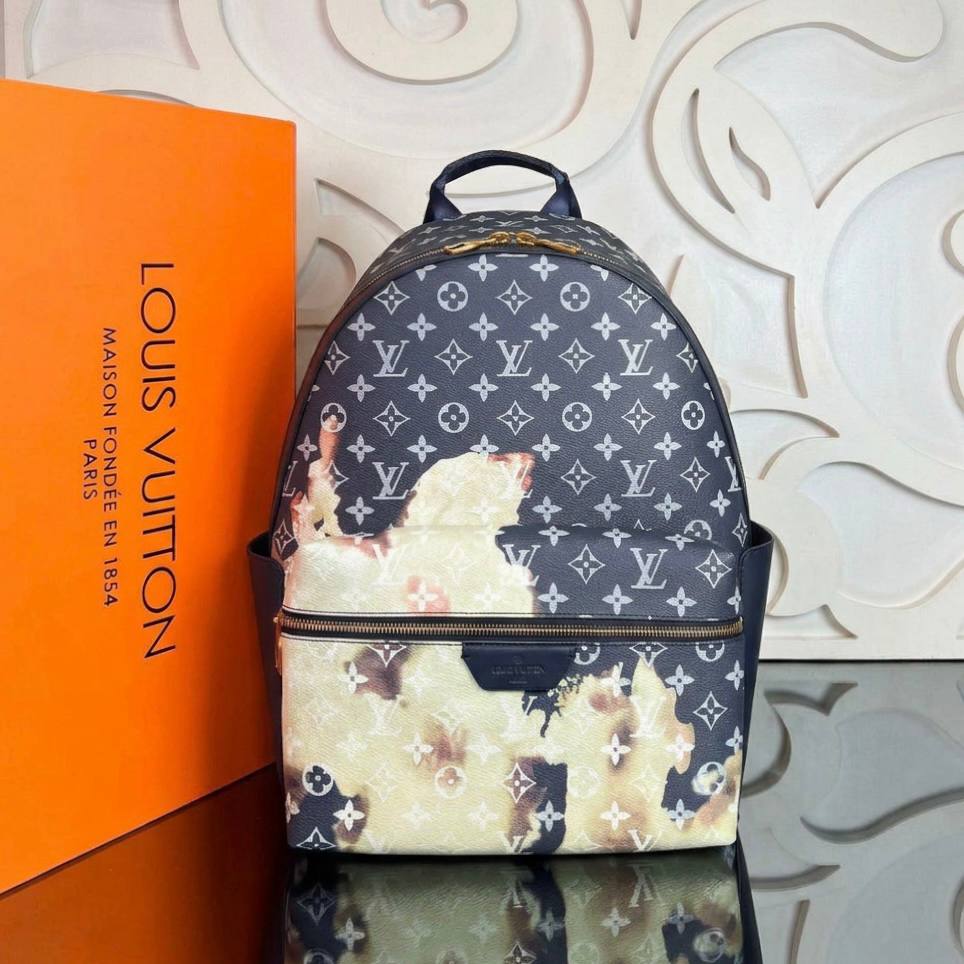 Discovery Backpack | Navy Floral | front