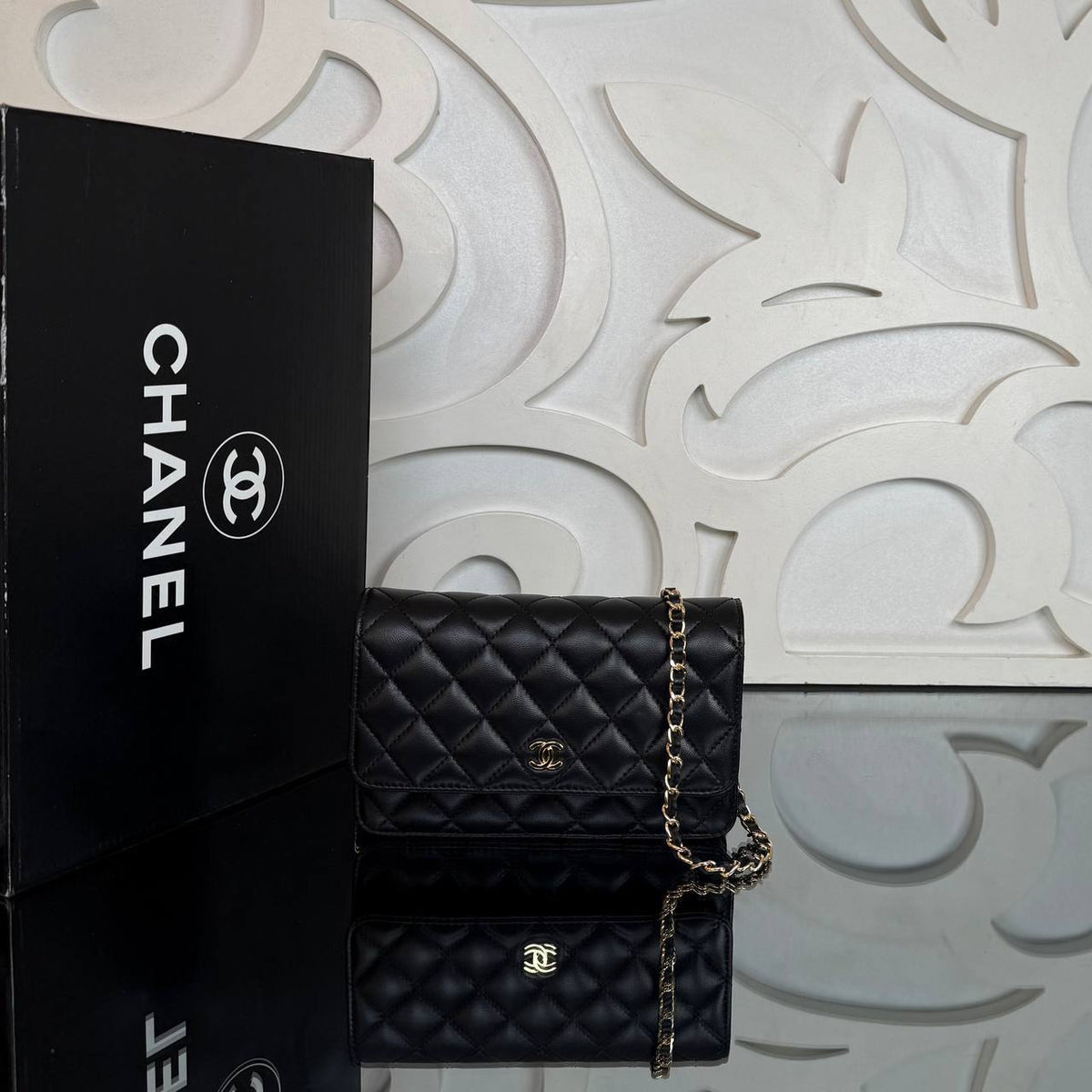 Kibrit Classic Wallet on Chain | Black | front view