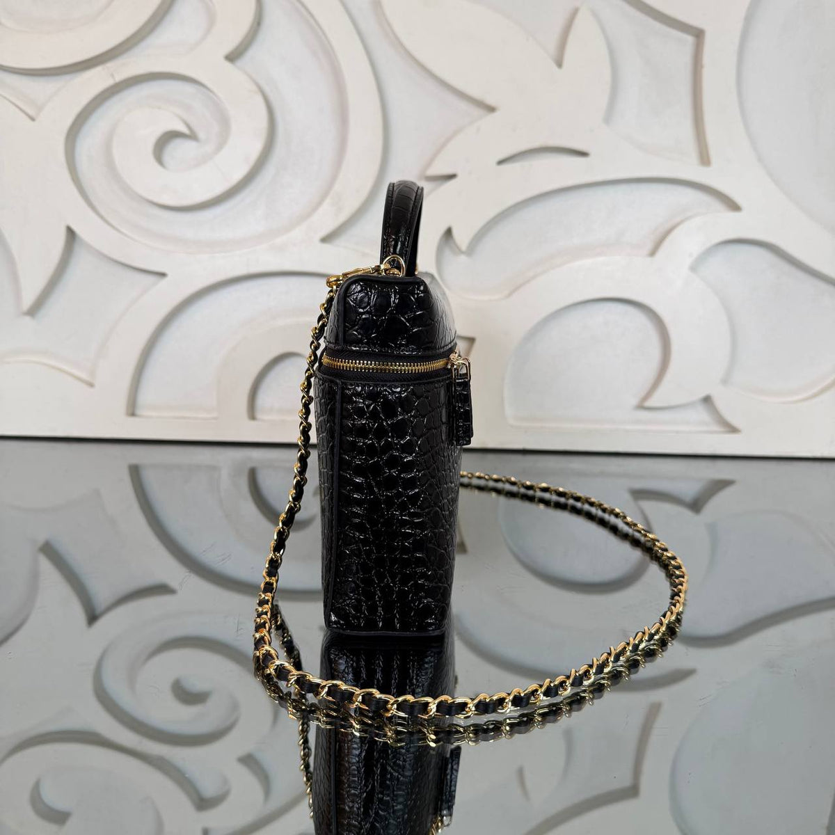 Large Vanity Bag with Chain - Black side