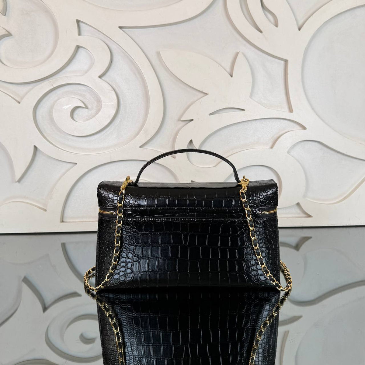 Large Vanity Bag with Chain - Black back