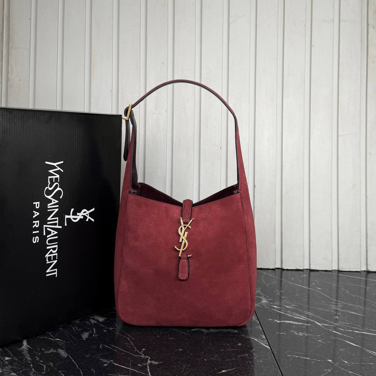Le 37 Small Suede Bag | Burgundy | front view