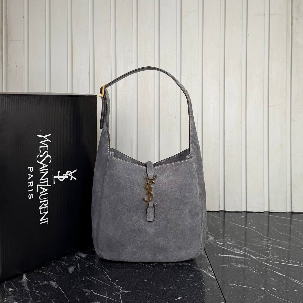 Le 37 Small Suede Bag | Gray | front view