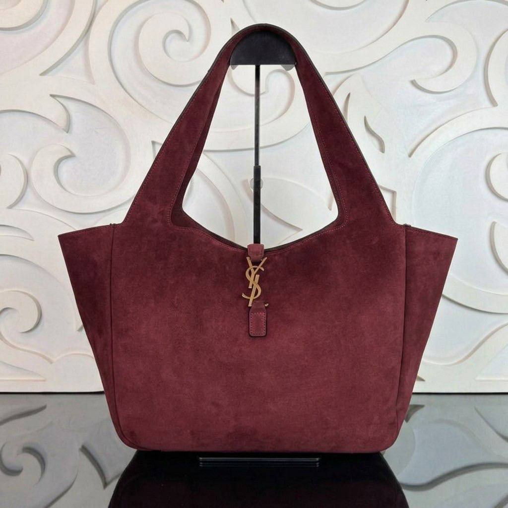 Le 5 À 7 Bea Suede Bag | Burgundy Suede | front view