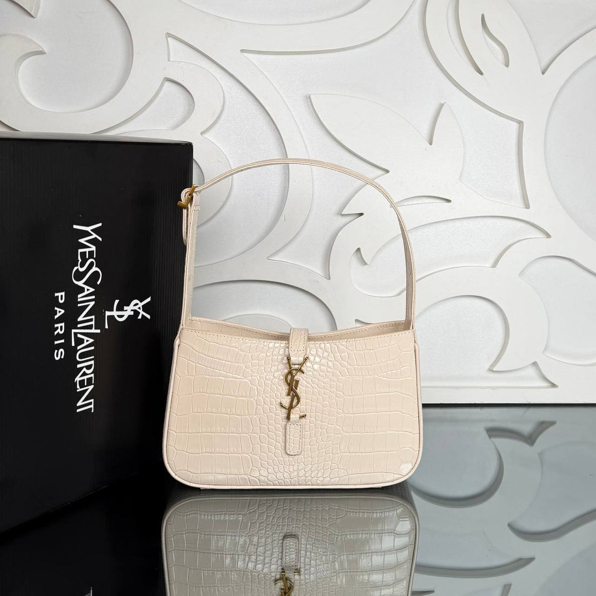 Le 5 A 7 Hobo in Smooth Leather | Ivory Croc Embossed | front view