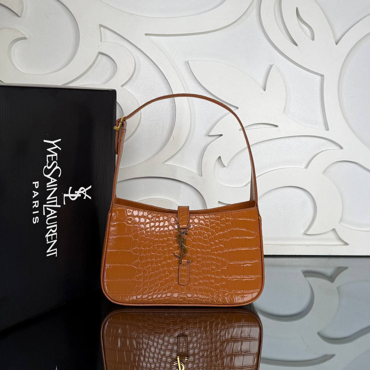Le 5 A 7 Hobo in Smooth Leather | Tan Croc Embossed | front view