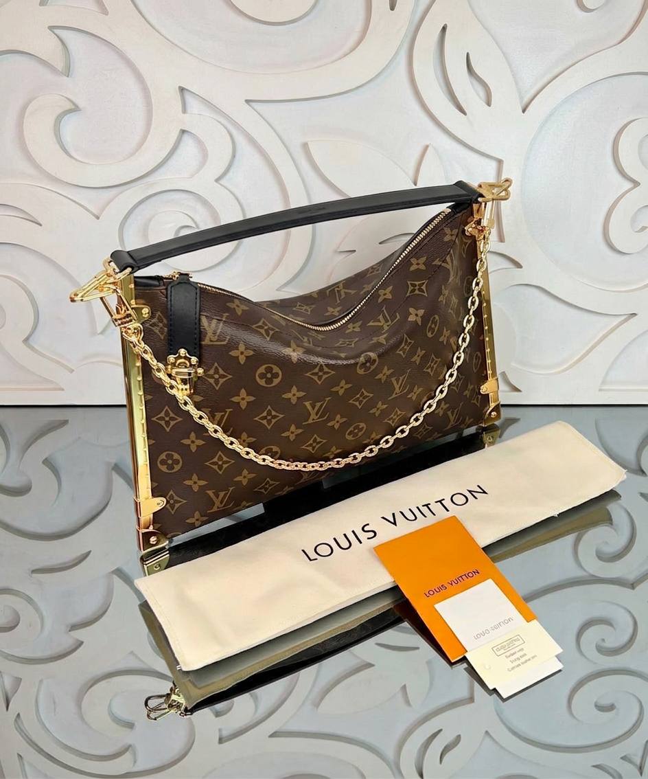 Lucky Trunk Bag | Brown Monogram | detail view