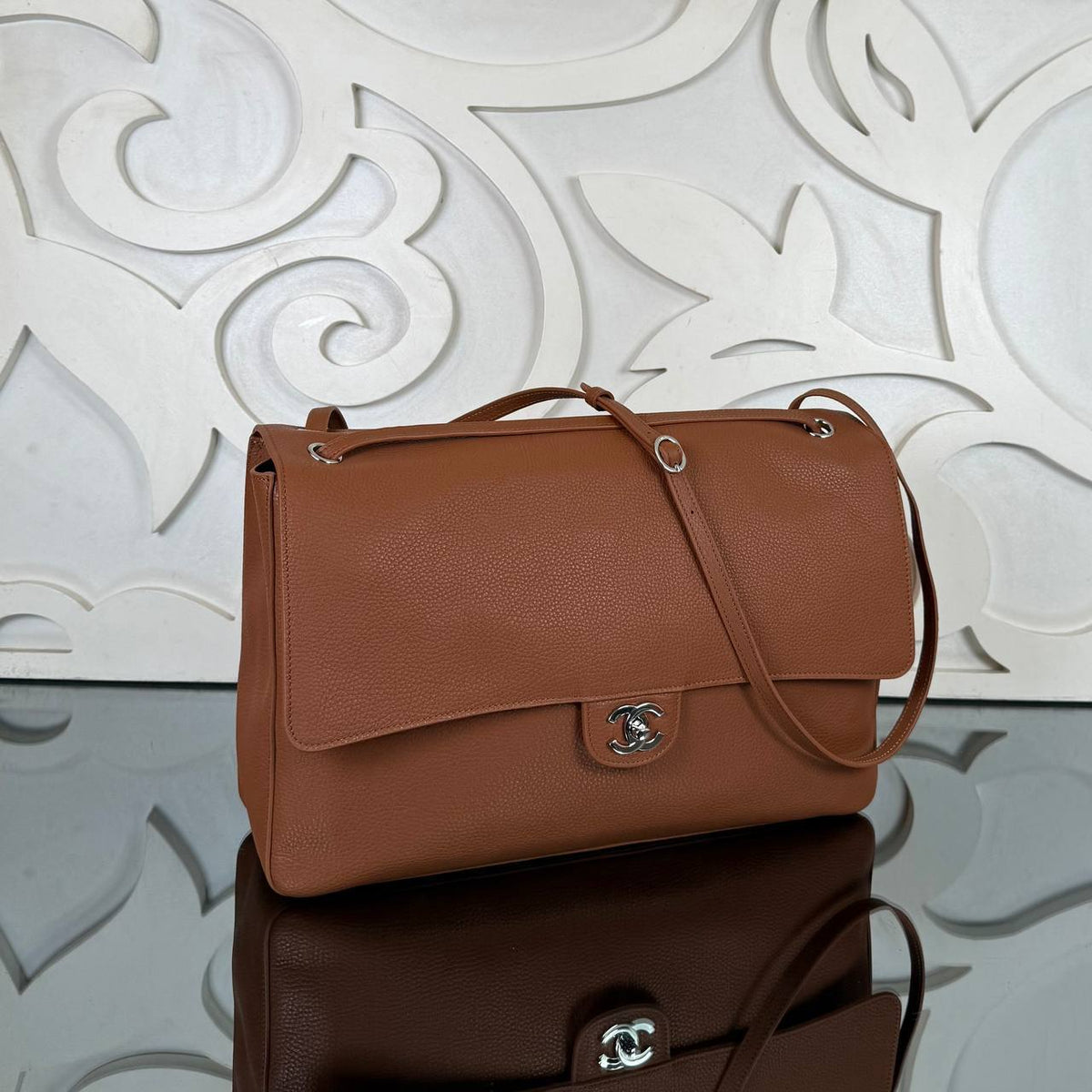 Maxi Flap Bag | Tan | angled view