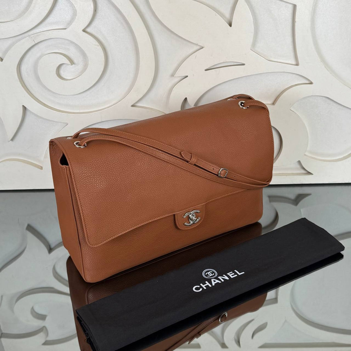 Maxi Flap Bag | Tan | side view