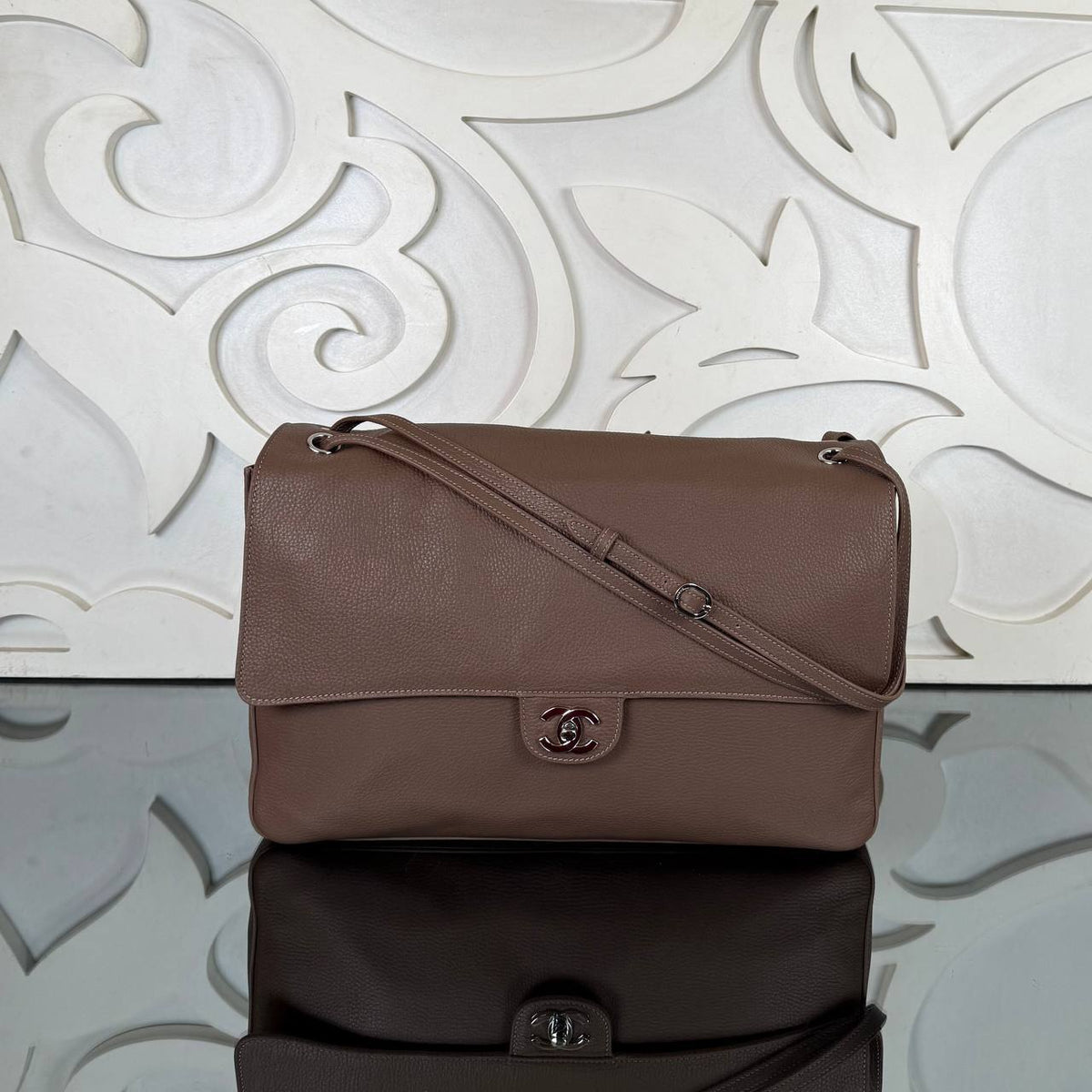 Maxi Flap Bag | Taupe | front view