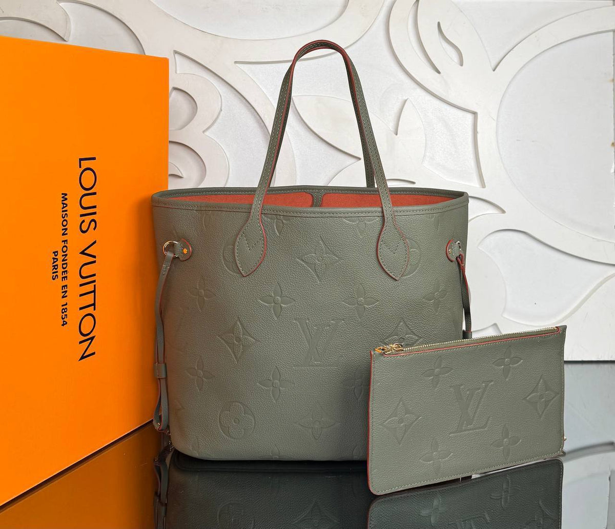 Neverfull MM | Sage Green | front view with pouch