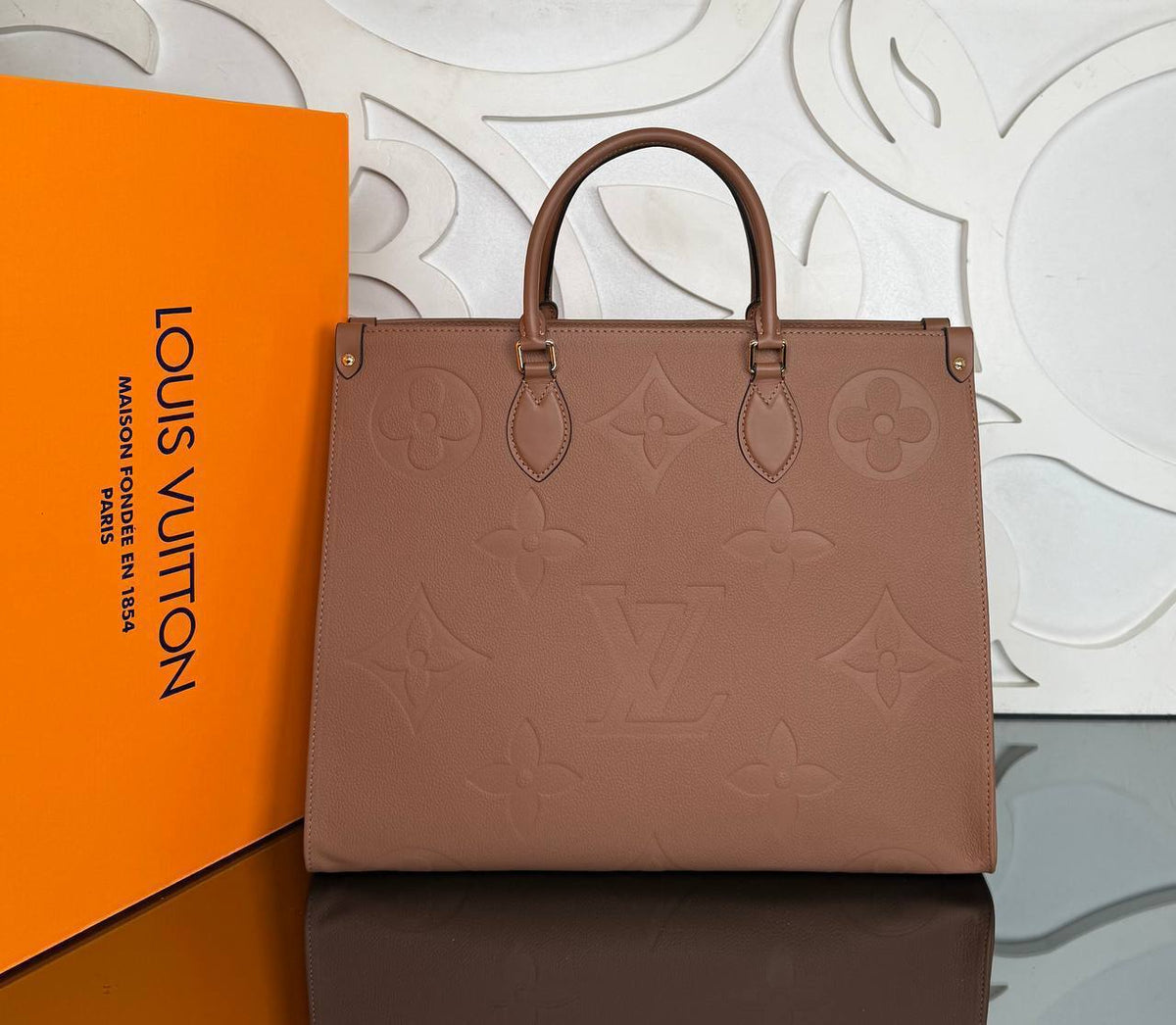 OnTheGo GM Taupe