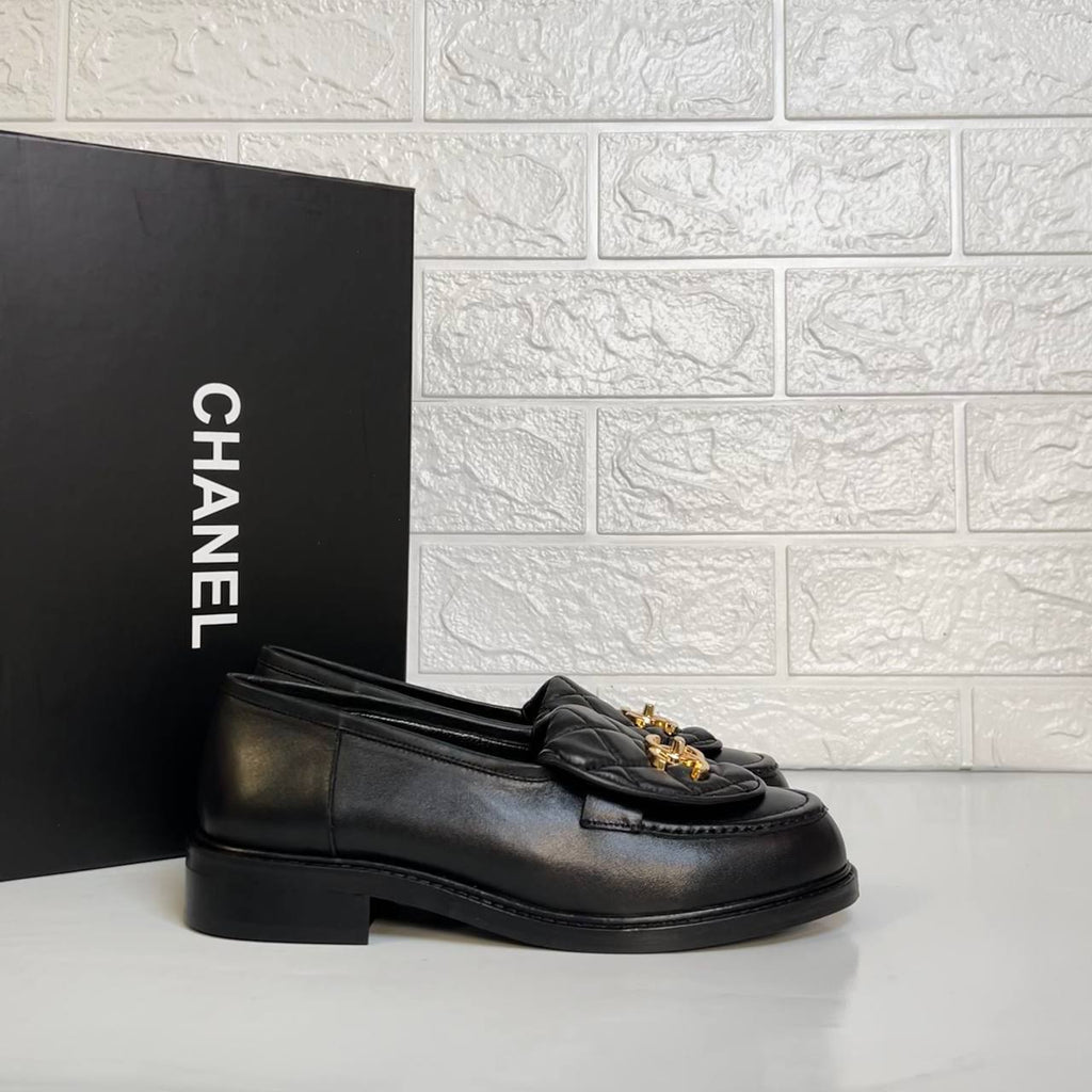 Kapitone Loafer