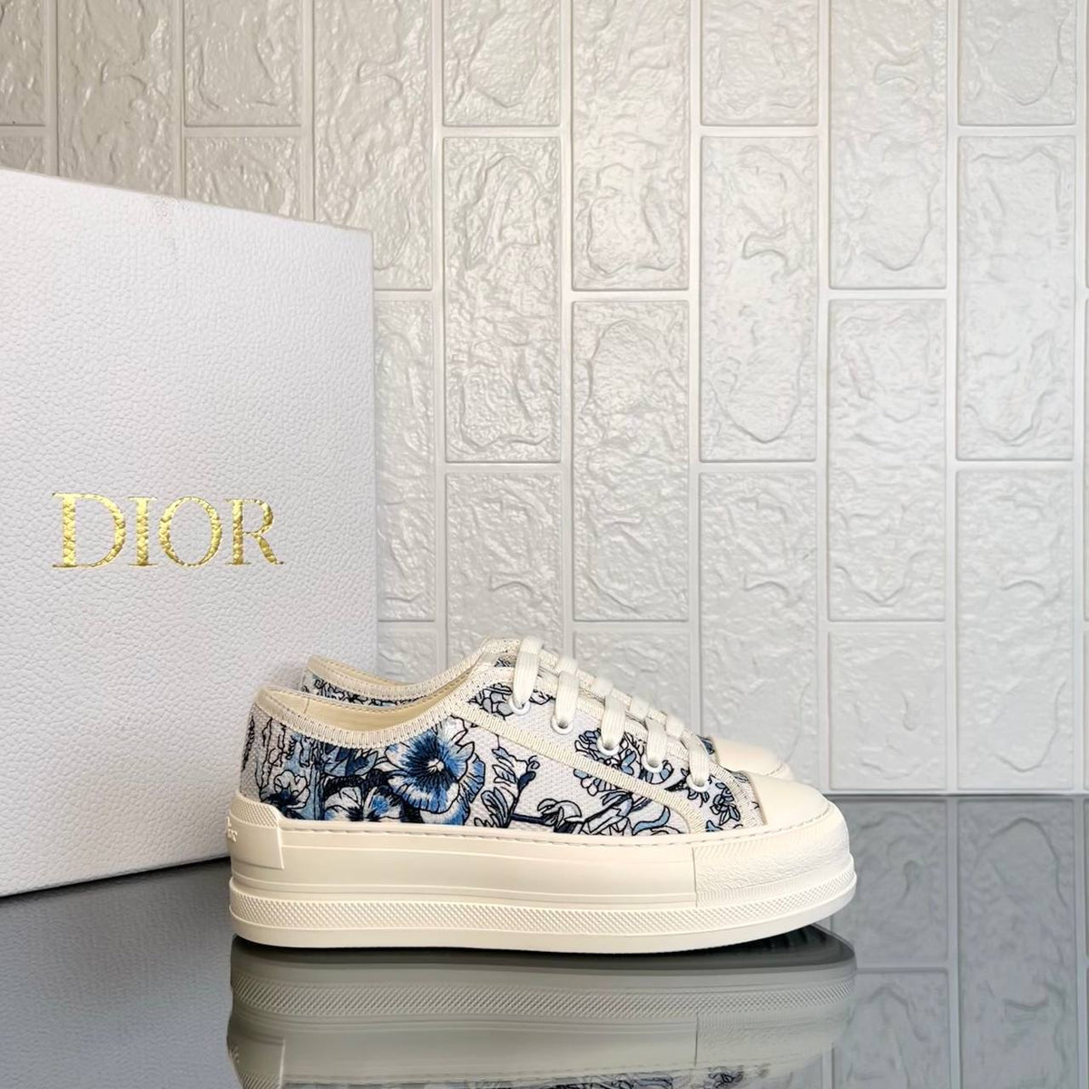 Platform Sneaker