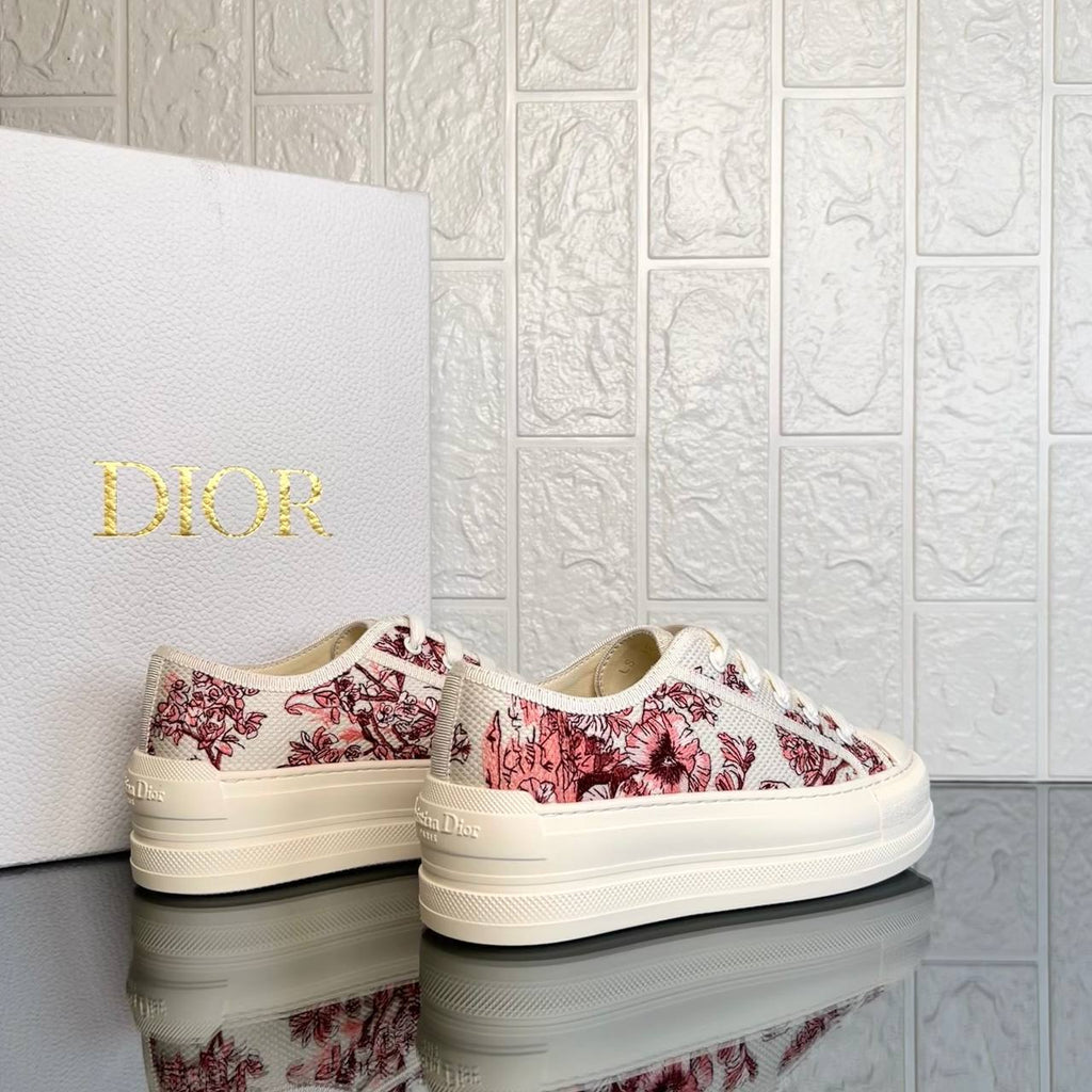 Platform Sneaker