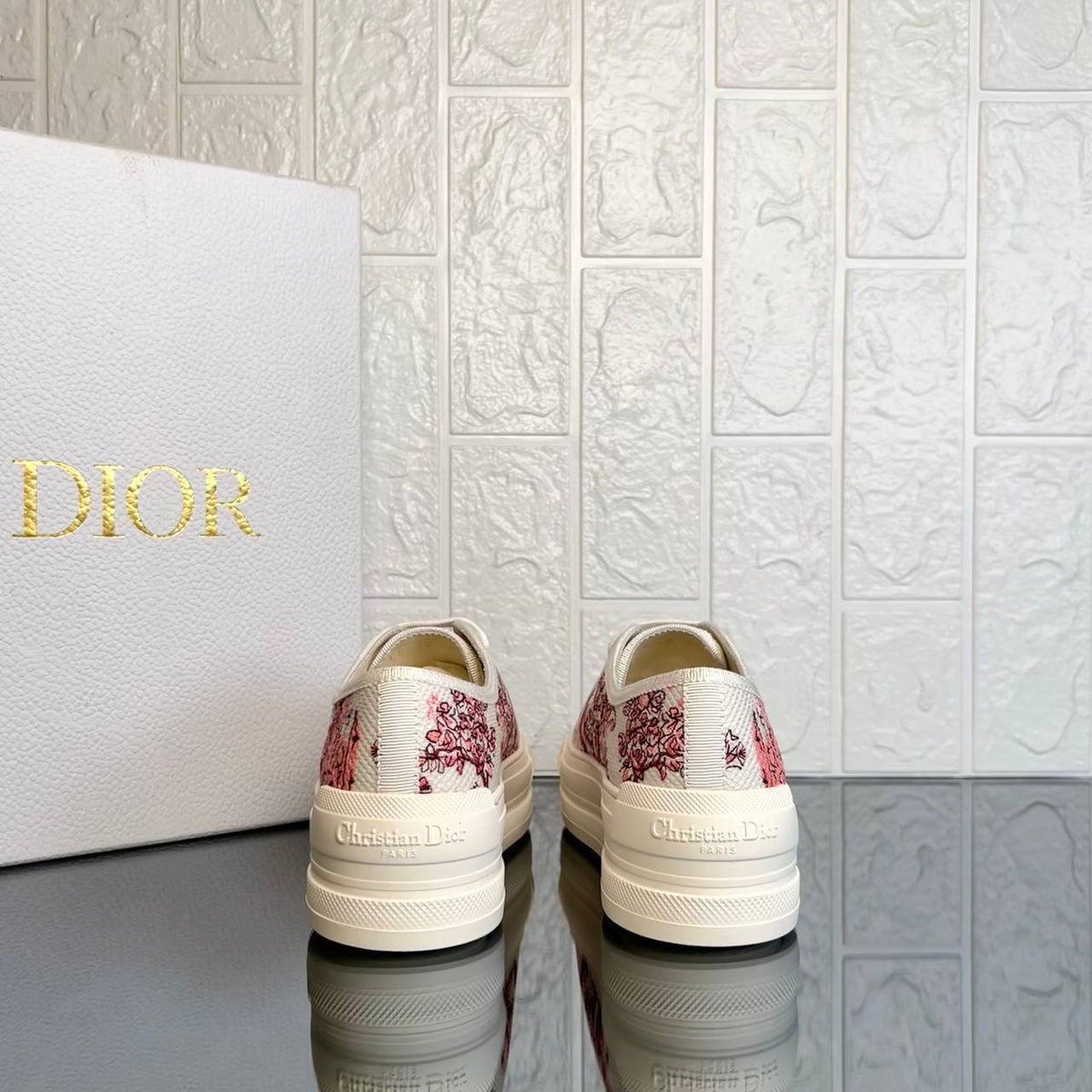 Platform Sneaker