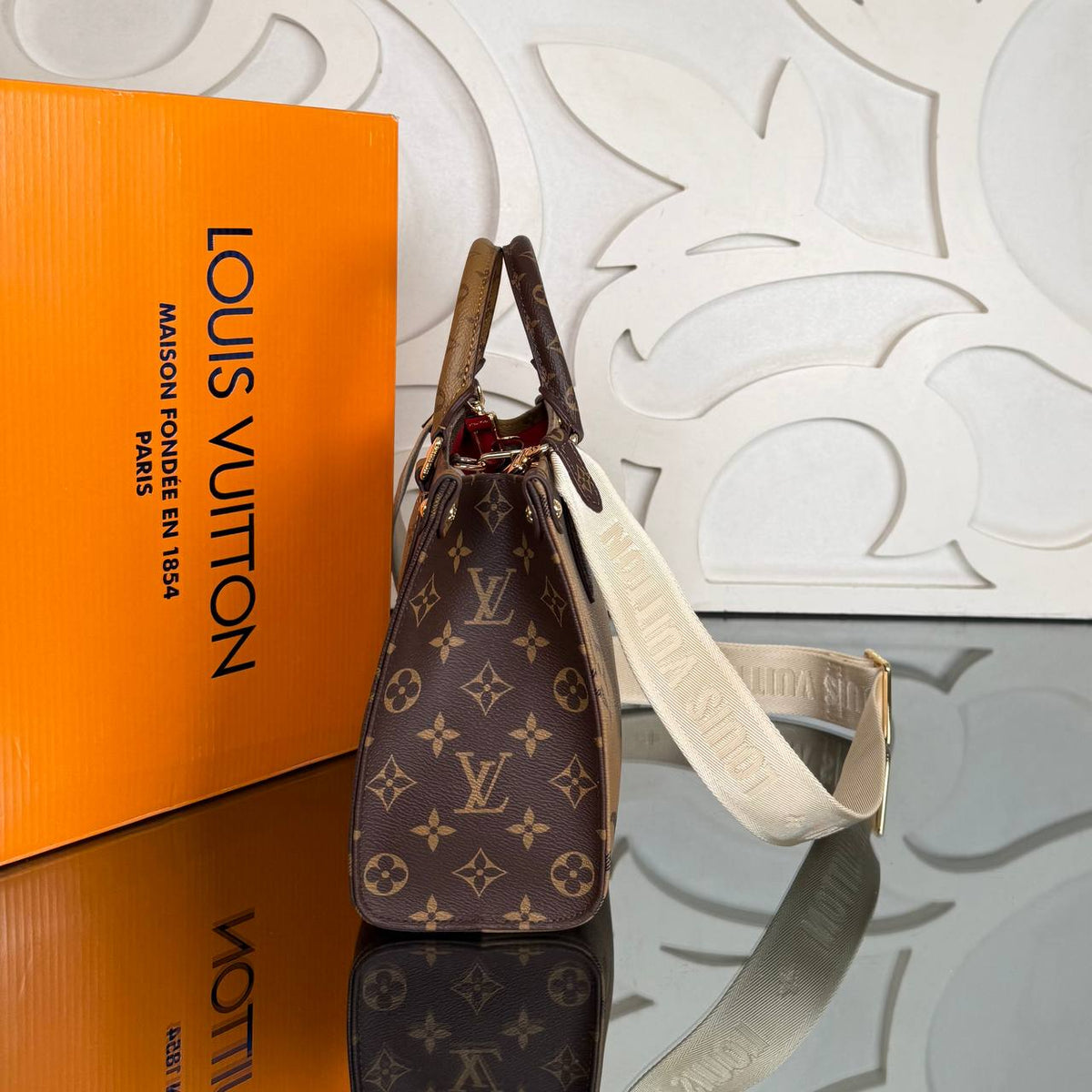 OnTheGo Bandouliere PM