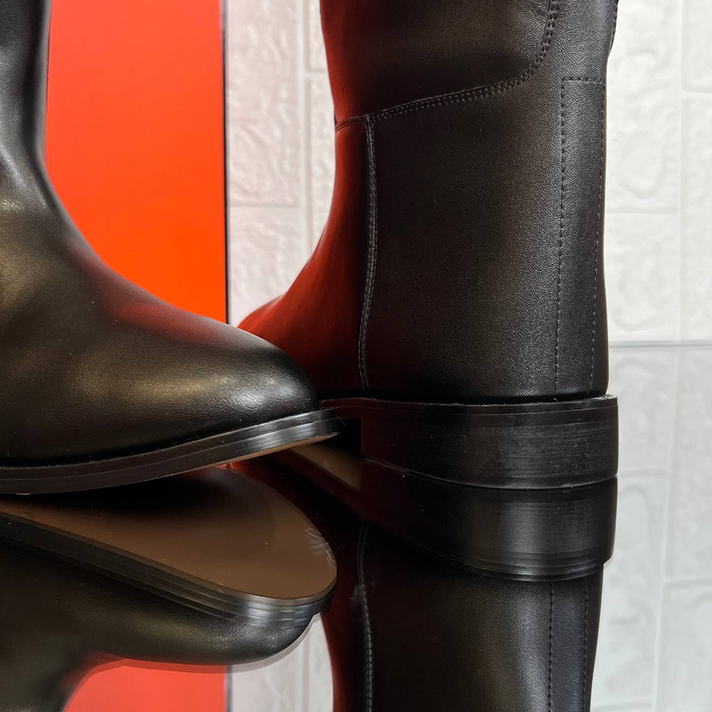 Jumping Boot
