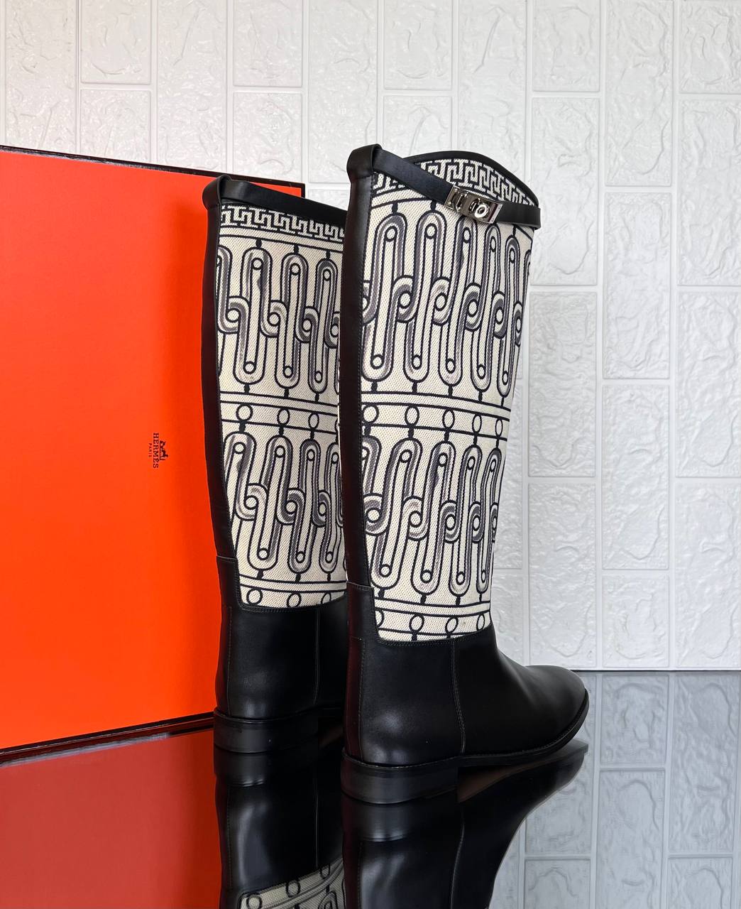 Jumping Boot