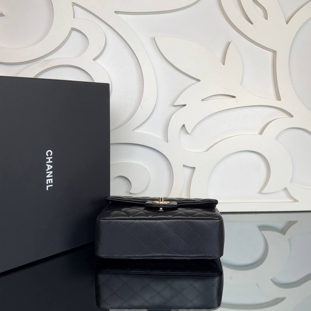20 Top Handle Flap Bag