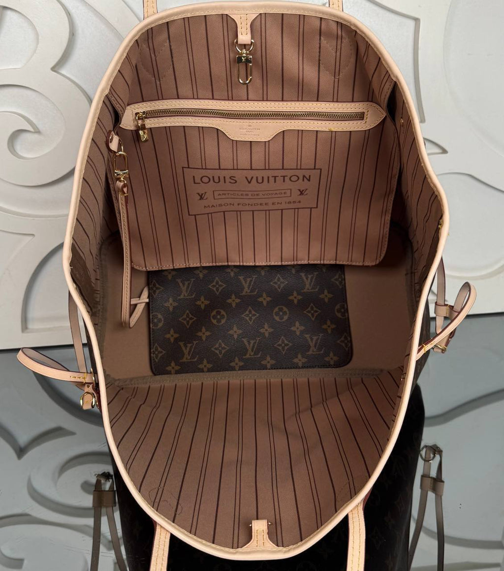 #monogram-inside-brown