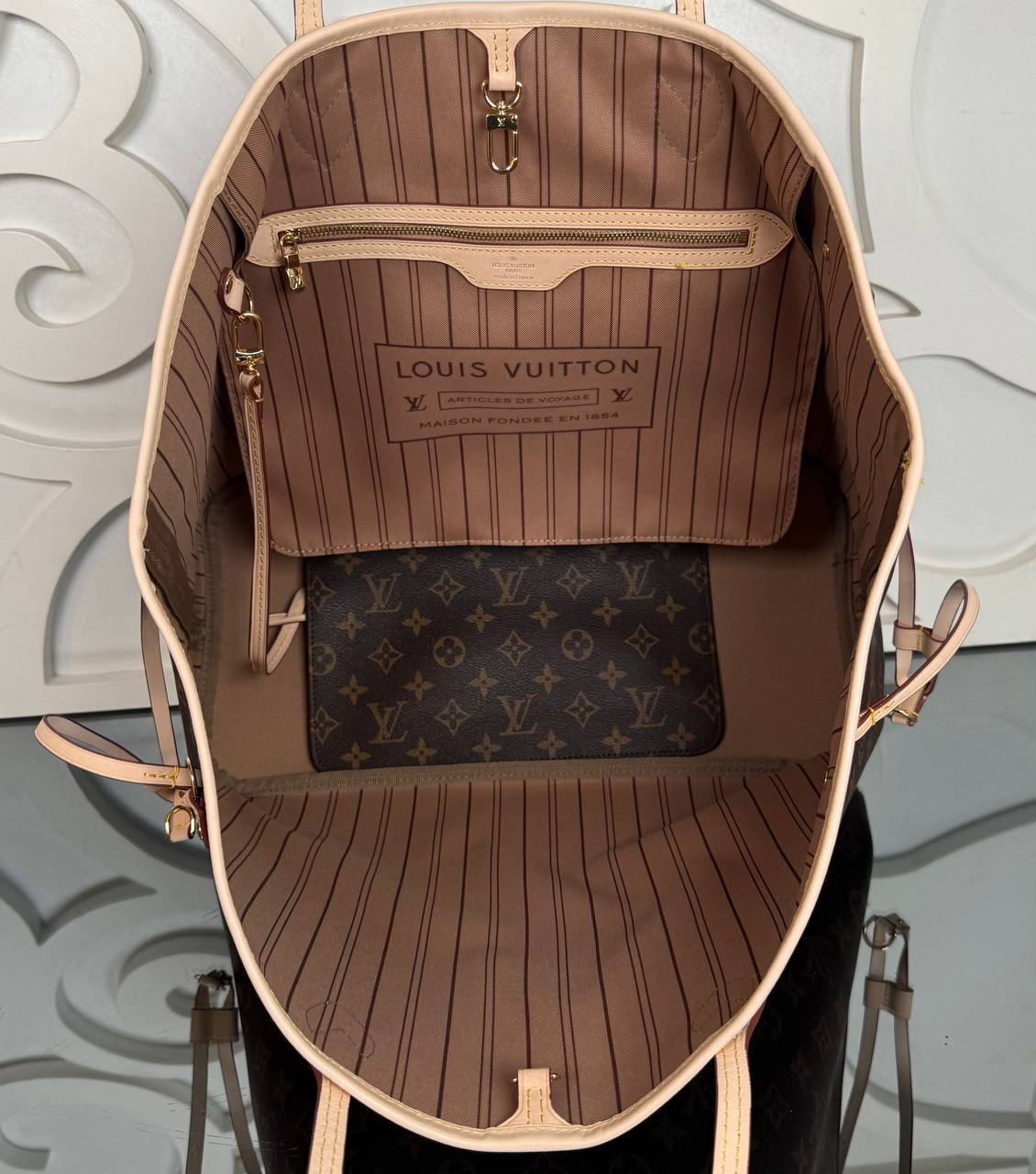 #monogram-inside-brown