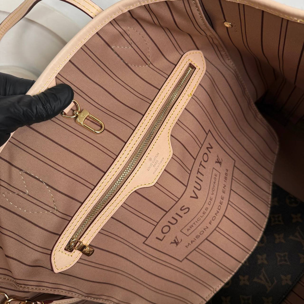 #monogram-inside-brown