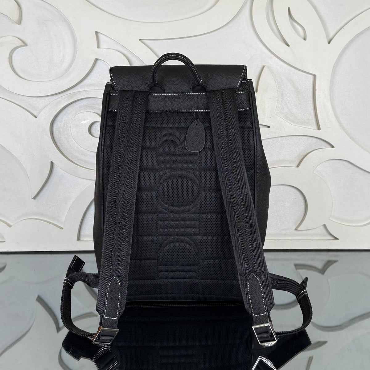 Saddle Backpack with Flap in Grained Calfskin | Black | back view