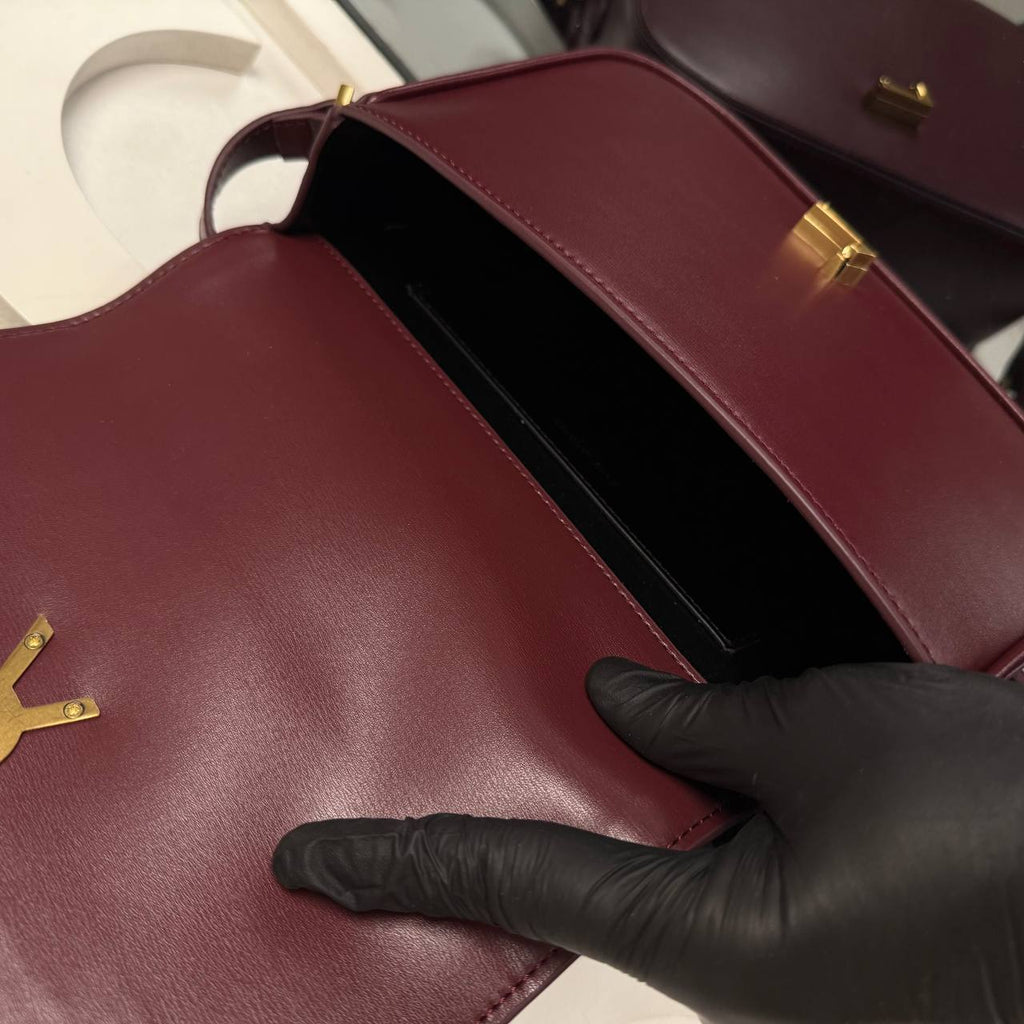 #burgundy