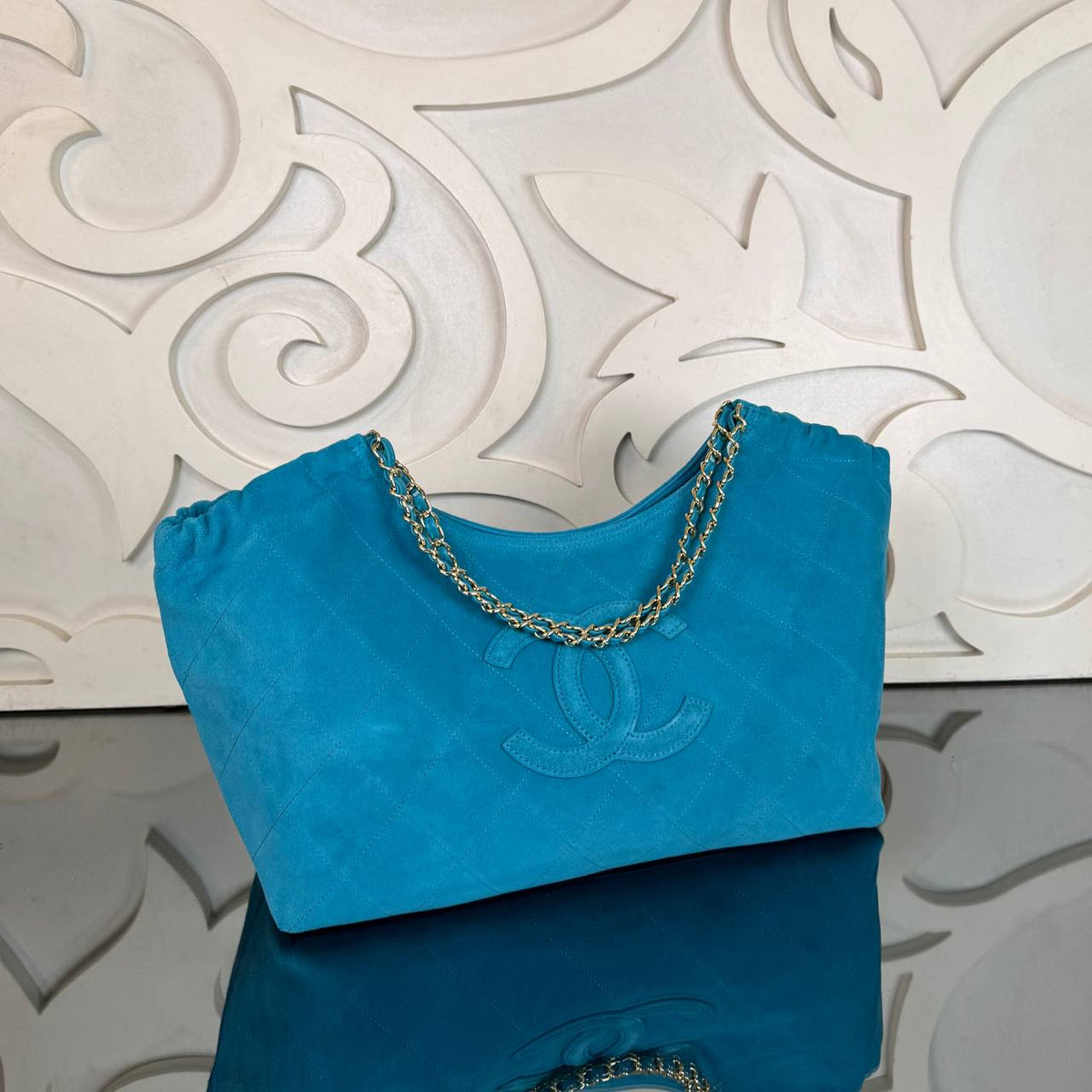 Shopping Bag Medium | Turquoise Suede | front
